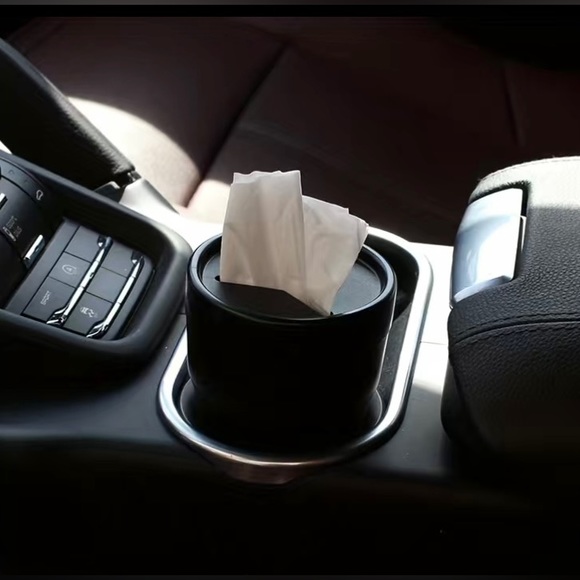 Vehicle Storage Box - Picture 3 of 3